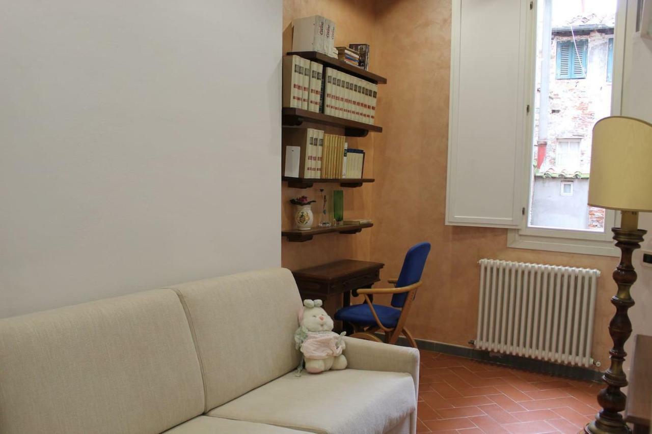 Anfiteatro House Romantica Lucca Exterior photo